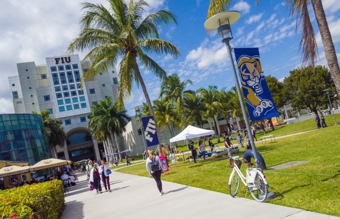 Conheça a FIU, Florida International University