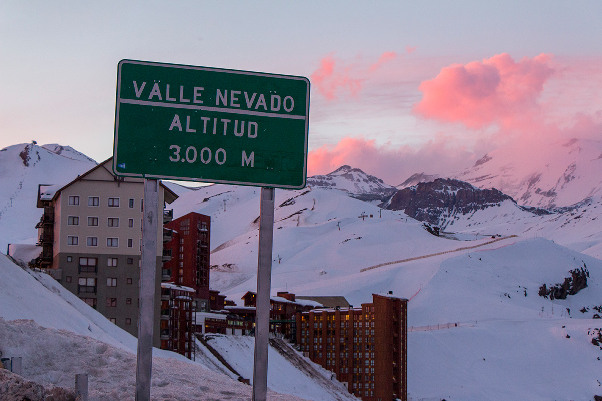 8 motivos para conhecer o Chile_vale nevado